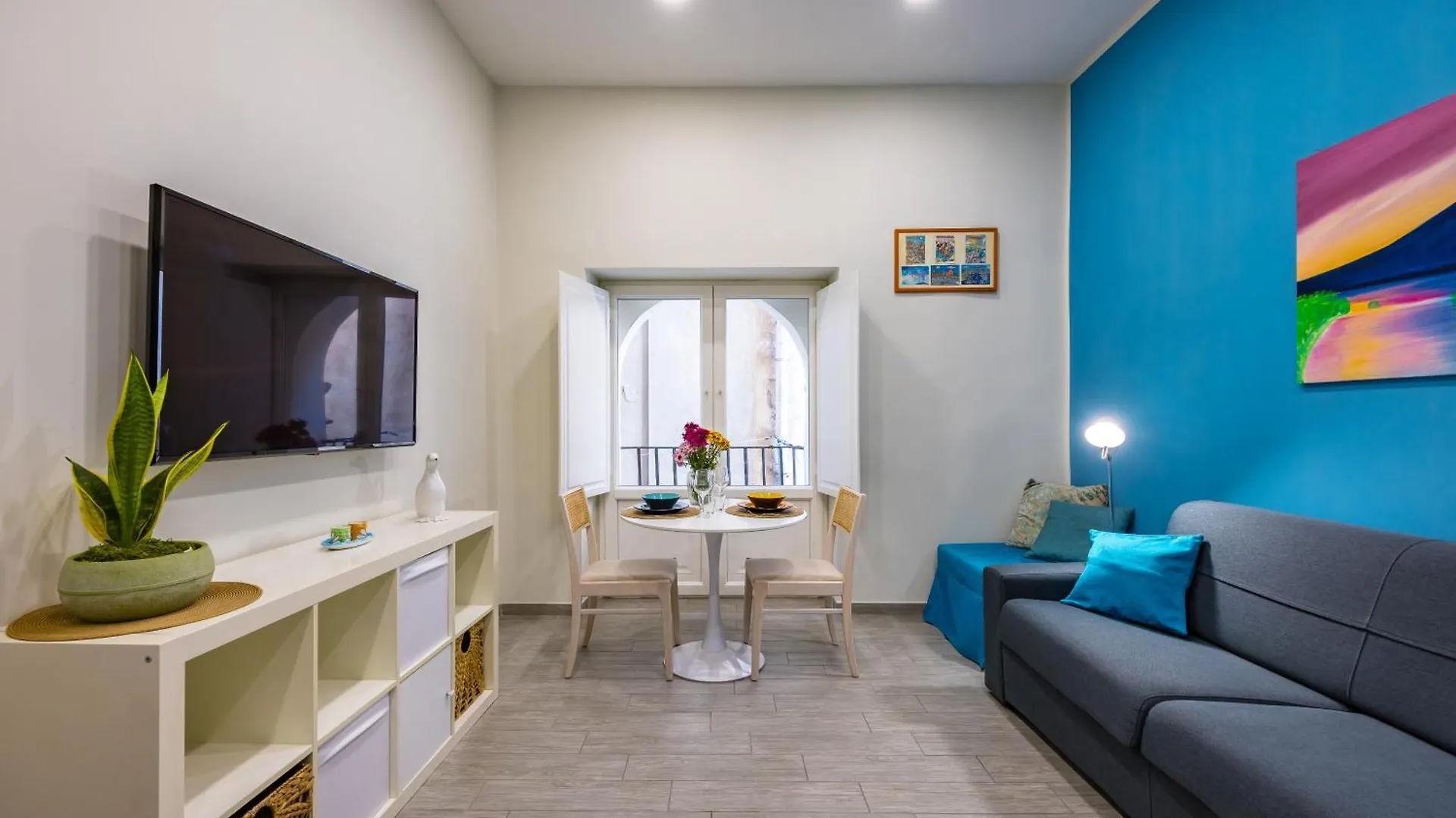 Apartment Tribunali231 Naples Italy